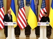 Владимир Зеленский провел брифинг с американским лидером Джо Байденом