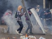 В Венесуэле во время протестов был убит 13-летний подросток