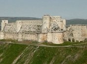 Сирия: знаменитый замок Крак де Шевалье поврежден авиаударом   