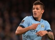 Футболист "Интера" оказал финансовую помощь коллеге