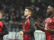 Футболісти "Мілана" на розминці