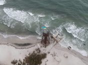 К Джарылгачскому маяку в мирное время ездили отдохнуть, сейчас остров закрыт