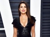 Приянка Чопра стала звездой мартовской обложки британского Elle (фото)