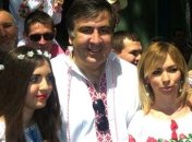 Саакашвили пришел на парад в Одессе в вышиванке
