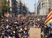 В Барселоне в акциях протеста приняли участие 300 тысяч человек