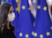 Женщины оголили грудь в поддержку финского премьера (фото)