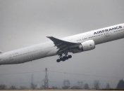 Прямиком из эпицентра: Самолет с эвакуированными французами из Уханя приземлился в Марселе