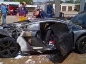 Lamborghini Gallardo взорвался во время заправки