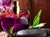 Духи требуют особого подхода: правила нанесения ароматов