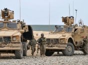 США передают Узбекистану бронированные машины