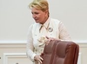 Богатырева проведала пострадавших на акциях протеста в Украине