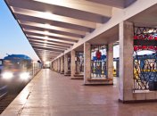 У Києві жінка народила прямо в переході метра