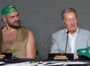 Фрэнк Уоррен напомнил об ударе Дюбуа ниже пояса Усику