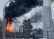 "Минимальные затраты, но сильный эффект": эксперт оценил последствия атак дронов на российские НПЗ