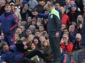 Цей день в історії футболу: чотири роки тому Луї Ван Гал показав свою акторську майстерність (Фото, Відео)