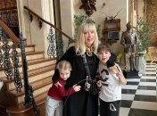 Алла Борисовна вместе с Гарри и Лизой