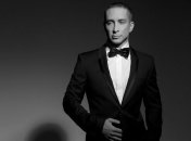 Известный певец Данко попал под давление матери