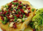 Жареный скат со свеклой и пармезаном