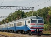 "Укрзализныця" начинает обновление парка пригородных поездов