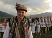 Дмитрию Комарову также запретили въезд в рф