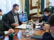 COVID-19 в Украине: Зеленский подписал изменения в Бюджет-2020 по финансированию борьбы с коронавирусом