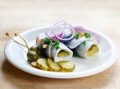 Корисний, простий у приготуванні та смачний оселедець