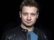 Джереми Реннер снимется в роли еще одного героя комиксов