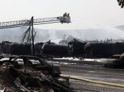 В Канаде потушен пожар, возникший после крушения поезда с нефтью