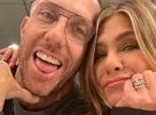 Дженнифер Энистон выложила архивный снимок со времен "Друзей" (Фото)