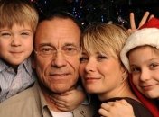 Юлия Высоцкая и Андрей Кончаловский не комментируют состояние дочери