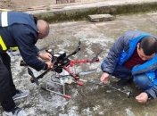 В Китае дрон оснастили огнеметом и направили на борьбу с опасными насекомыми (видео)