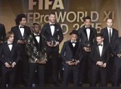 Роналду и Алвес повздорили на церемонии "Золотого мяча-2015"