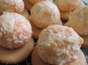 Закуска из плавленого сыра с чесноком