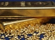 Золото продолжает дорожать: цена выросла до исторического максимума