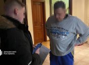 ДБР провело 17 обшуків за різними адресами заступника міністра оборони