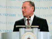 Ефремов объяснил, когда Виктору Януковичу нужно выступить в ВР 