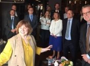 "Будет очень большой скандал": Тихановская уверена, что Алексиевич не выдворят из Беларуси