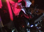 В Техасе школьный автобус столкнулся с автопоездом, есть пострадавшие