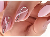 Прекрасный маникюр с дизайном