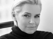 В отличной форме: Иоланда Хадид похвасталась стройной фигурой в бикини