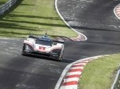 Porsche смог побить легендарный рекорд Нюрбургринга