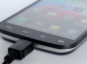 Названы причины быстрой разрядки смартфонов