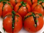 Закуска из помидор придется по вкусу всем