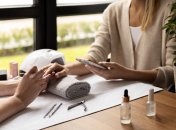 С таким маникюром на коротких ногтях вы будете ловить восхищенные взгляды и комплименты