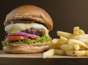 Эксперты выяснили, чем фастфуд опасен для детей
