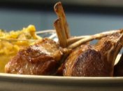 Баранина с мятно-ананасовым соусом