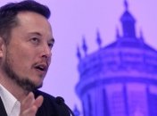 Илон Маск анонсировал полет космических туристов вокруг Луны