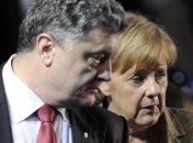 Порошенко провел консультации с Меркель
