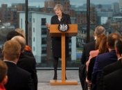 Премьер Мэй против Brexit с жесткой границей в Ирландии  