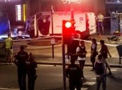 В пригороде Барселоны фургон наехал на пешеходов (Видео)